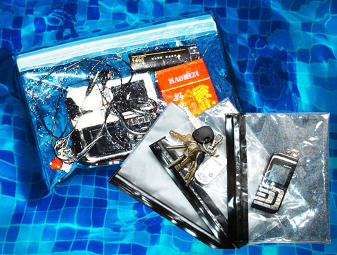 pvc waterproof bag > Aloksak1